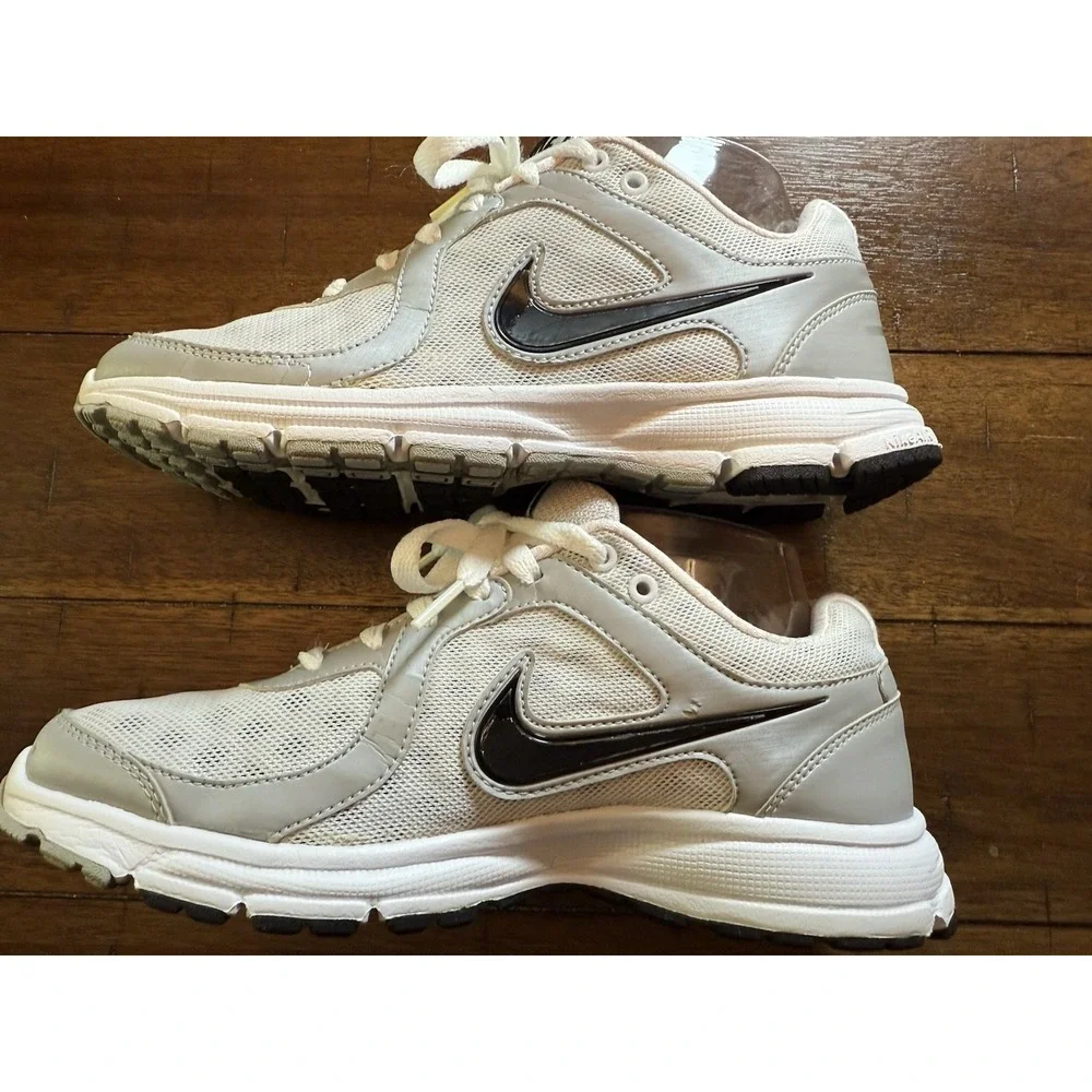 Nike Womens Air‎ Relentless light Gray Running Shoes Sz 7